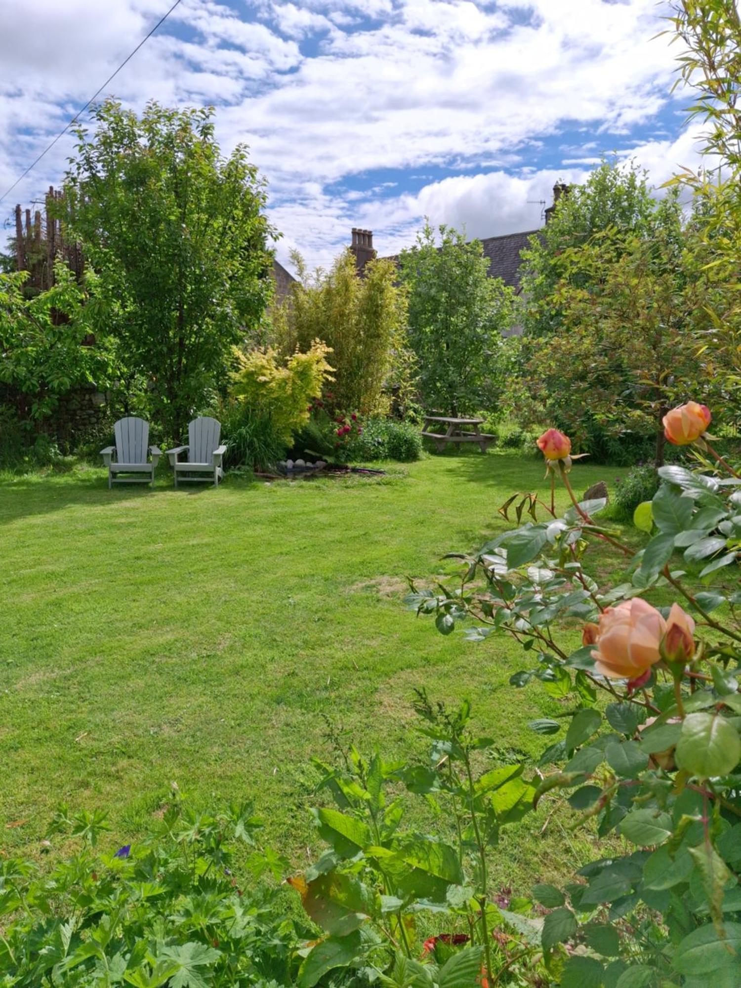 Aberlour Cottages - Bolthole & Retreat Экстерьер фото